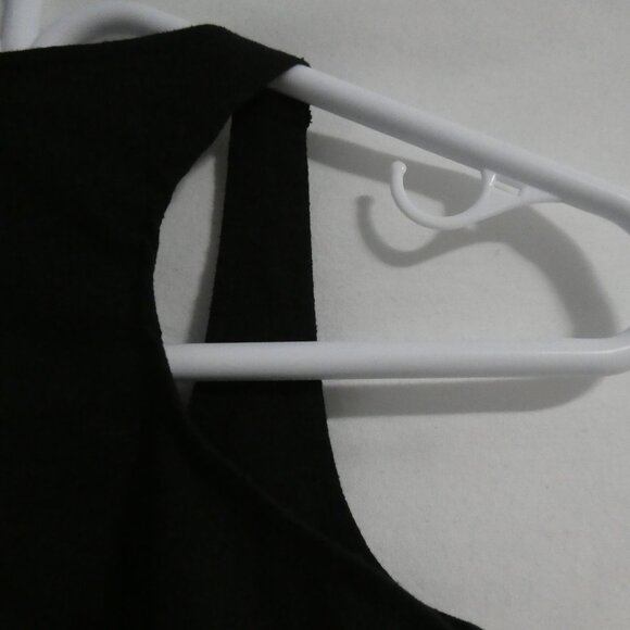 Black Cropped Vest | 10/12 medium | Button Down Front With Pockets - Picture 11 of 14